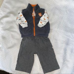 Carter’s outfit baby boy